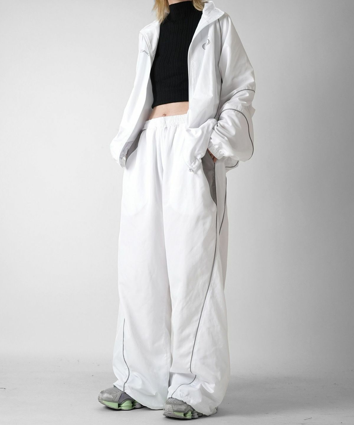 Confirm（コンファーム）Y2K 切替パイピングサイドライン 裾ドロー