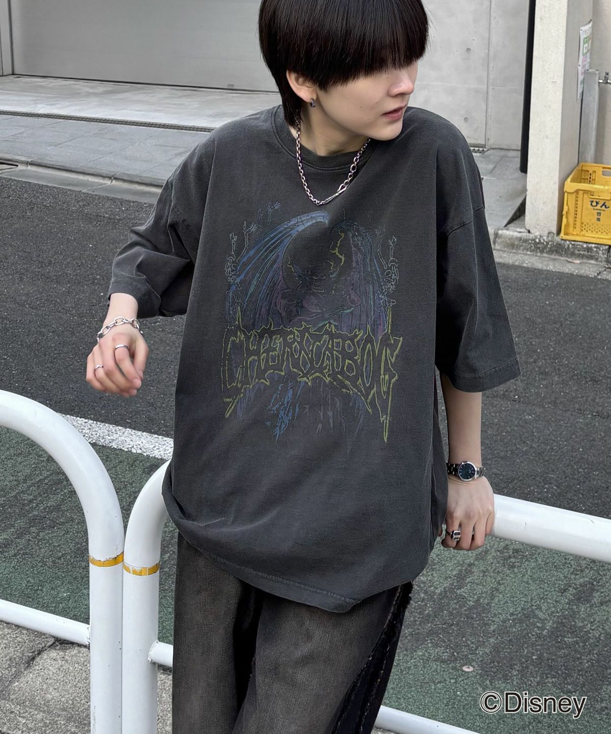 Disney ディズニー　チェルナボーグ　Tシャツ　カットソー 古着 Disney ディズニー チェルナボーグ Tシャツ カットソー 古着 激