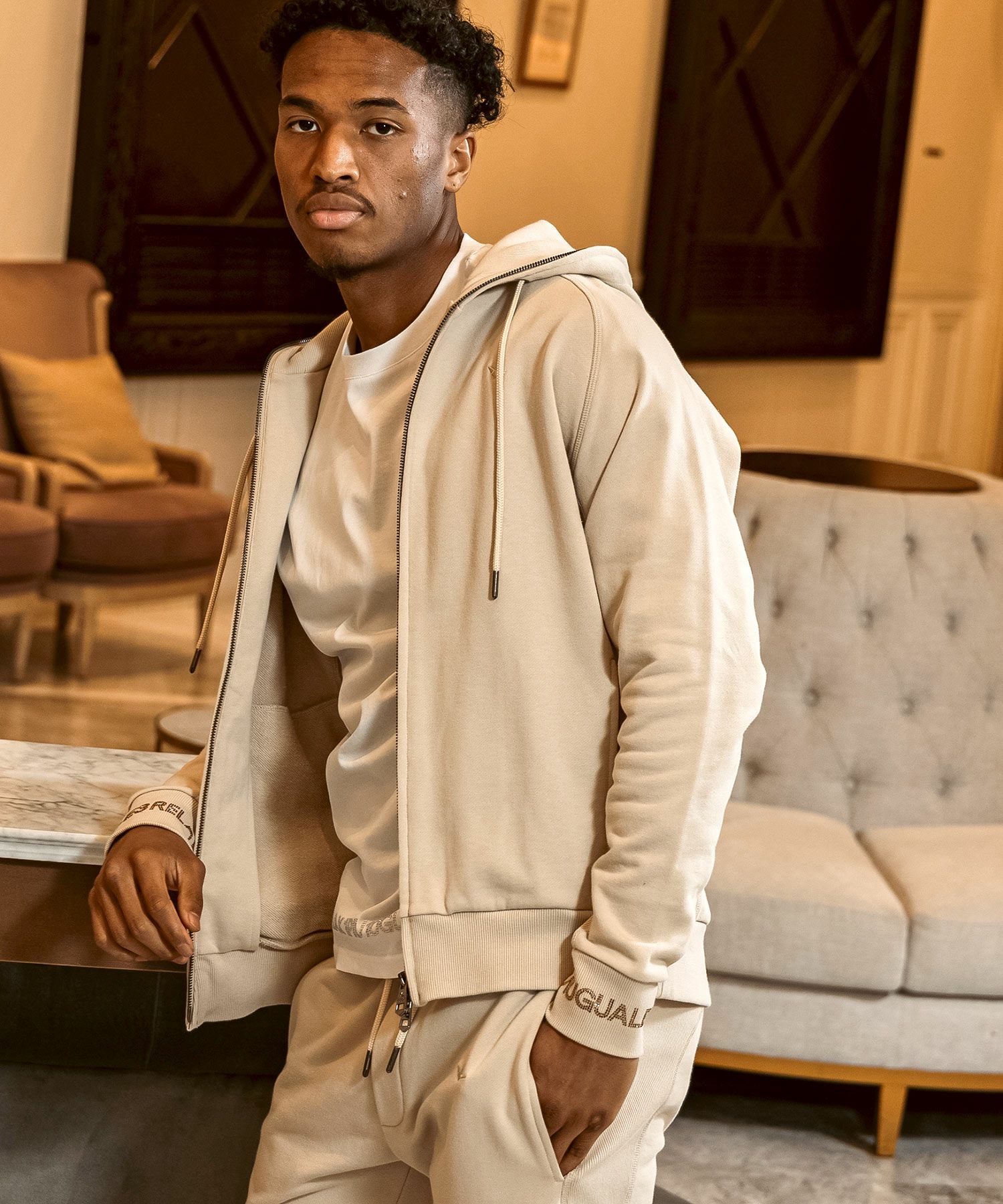 1PIU1UGUALE3 RELAX(ウノピゥウノウグァーレトレ リラックス)ライン