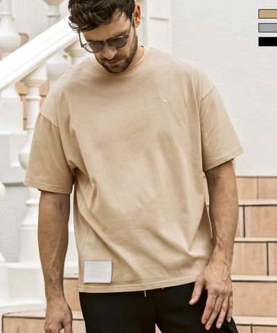 1PIU1UGUALE3 RELAX(ウノピゥウノウグァーレトレ リラックス)レザーパッチシルケット半袖Tシャツ