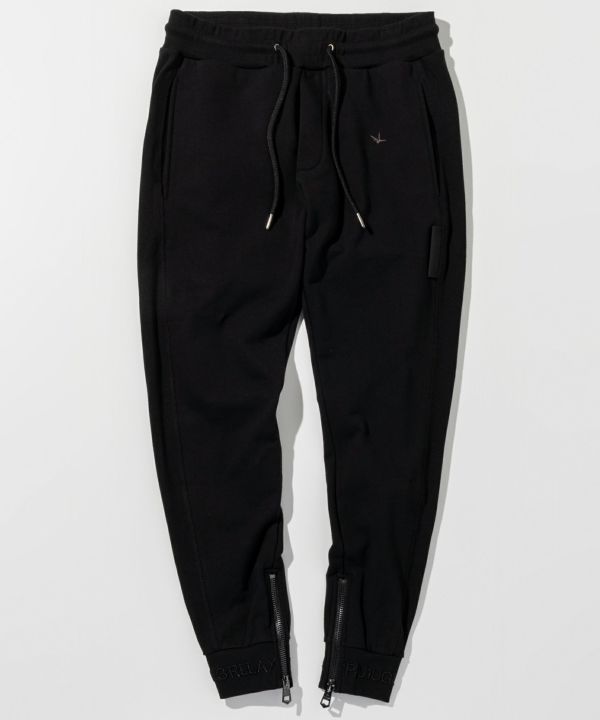 1PIU1UGUALE3 RELAX(ウノピゥウノウグァーレトレ リラックス)レザー