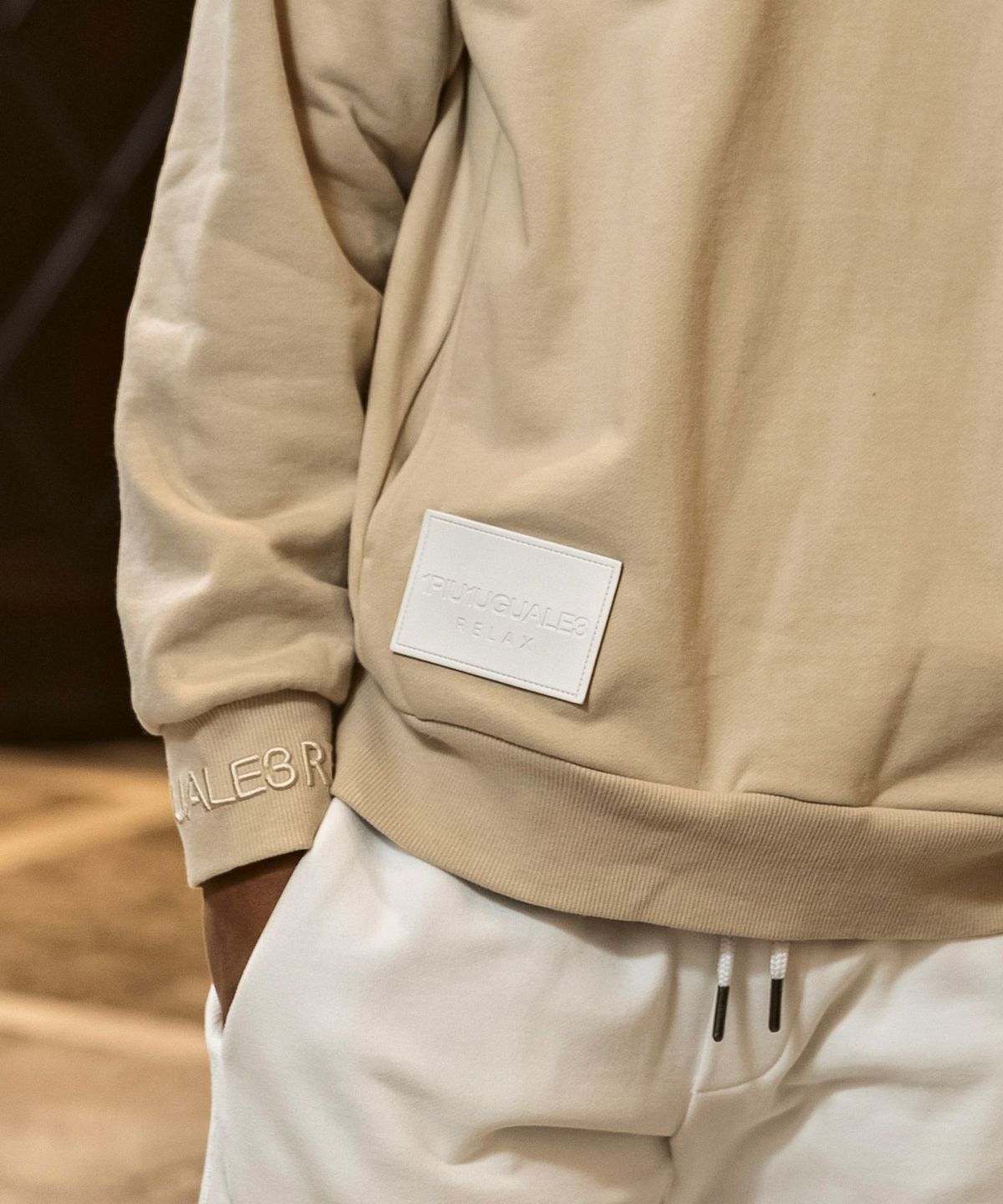 1PIU1UGUALE3 RELAX(ウノピゥウノウグァーレトレ リラックス)レザー