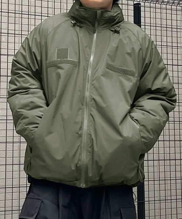 Confirm（コンファーム）2way フード付き ビッグシルエット スタンド