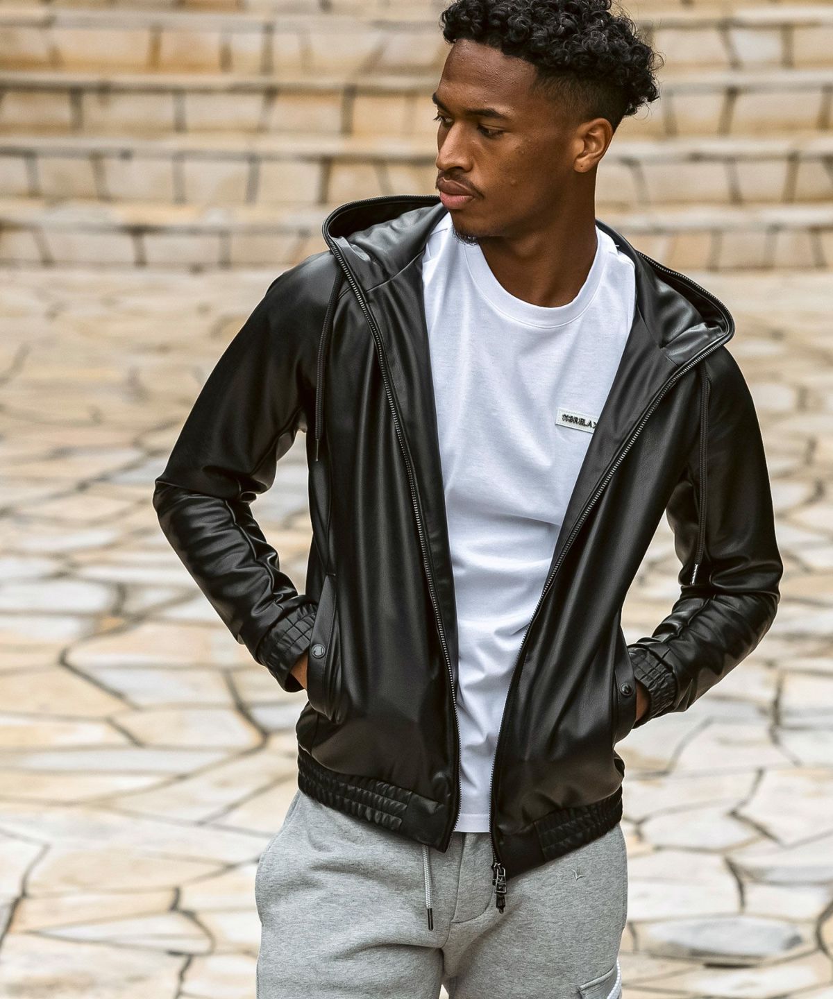 1PIU1UGUALE3 RELAX(ウノピゥウノウグァーレトレ リラックス