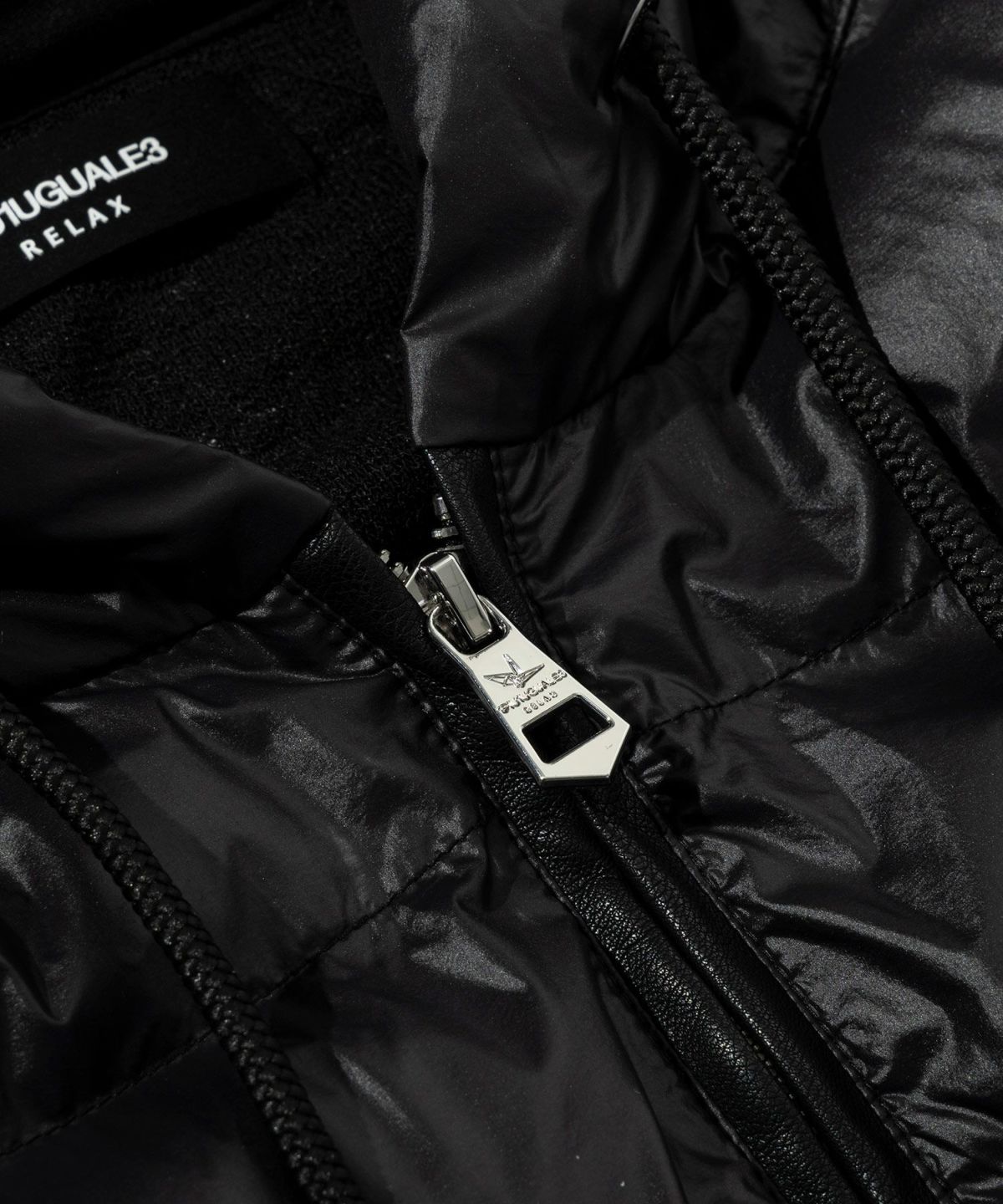 1PIU1UGUALE3 RELAX(ウノピゥウノウグァーレトレ リラックス)ブラック