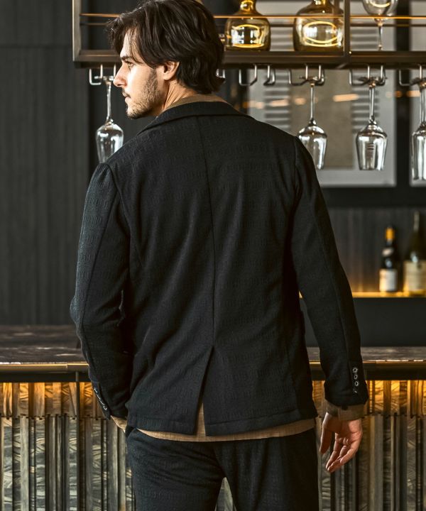 1PIU1UGUALE3 RELAX(ウノピゥウノウグァーレトレ リラックス)ブラック