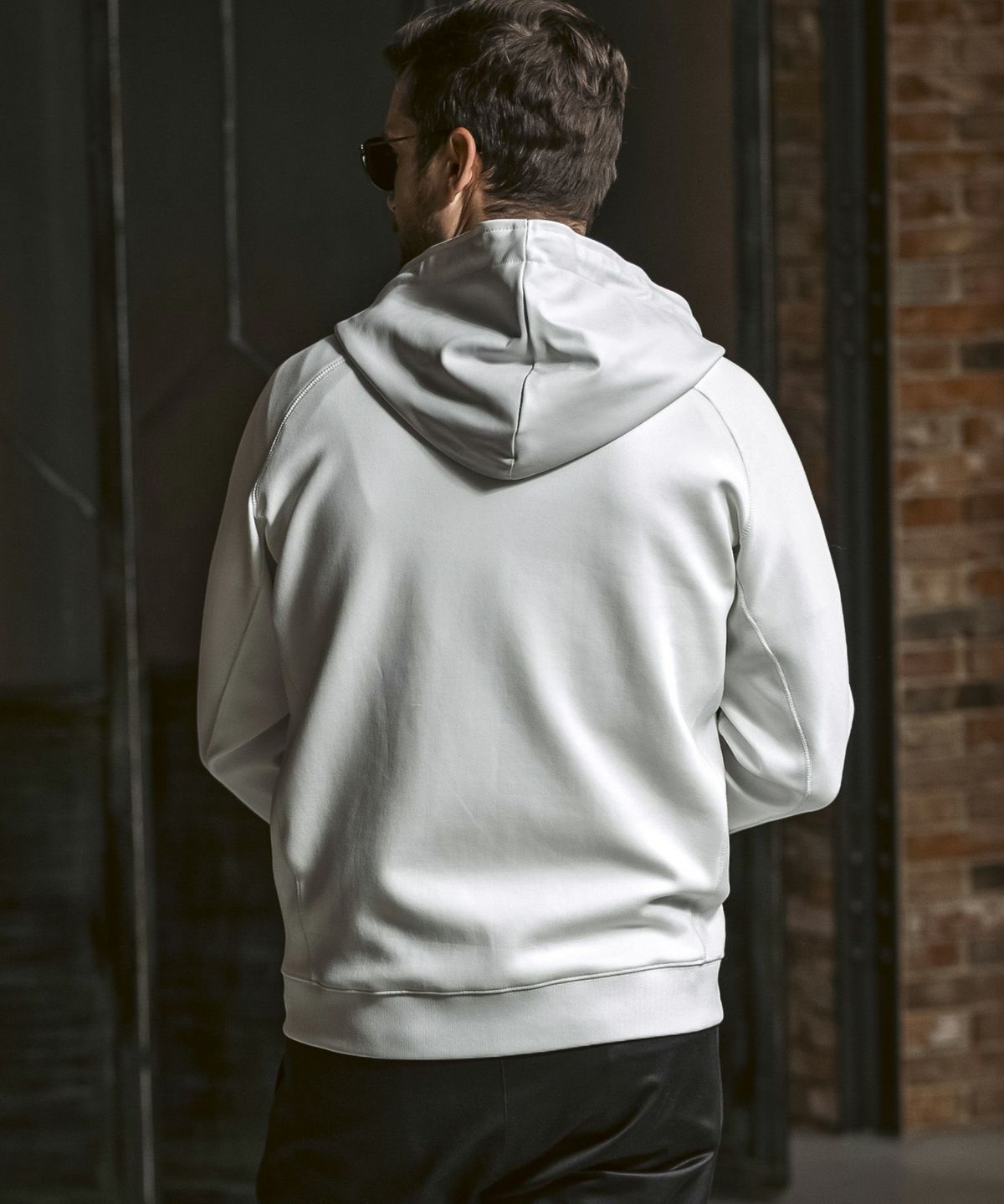 1PIU1UGUALE3 RELAX(ウノピゥウノウグァーレトレ リラックス)レザー