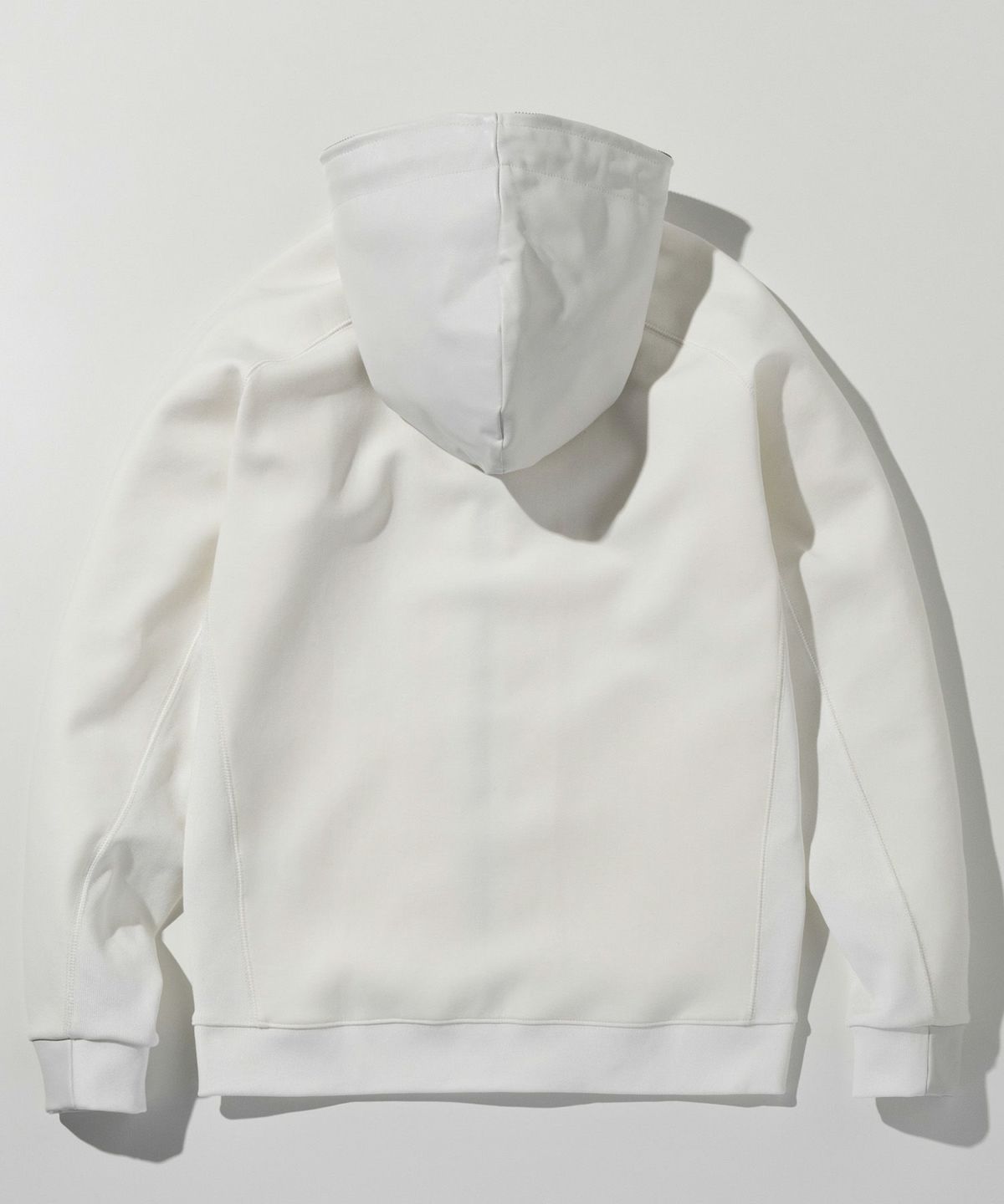 1PIU1UGUALE3 RELAX(ウノピゥウノウグァーレトレ リラックス)レザー