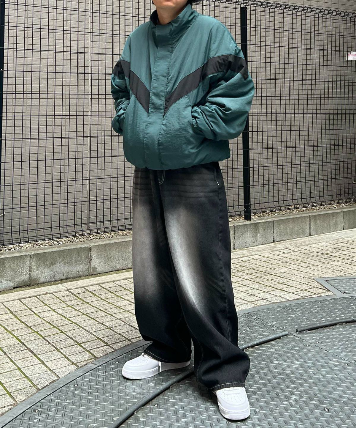 最終価格ILL'S イルズ ナイロンコーチジャケット 内ボア XL ILL'S(イルズ) 2way ビッグシルエット リバーシブル ナイロントラック