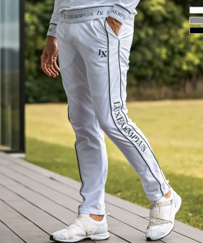 LUXEAKMPLUSホワイト 中綿ベスト、パンツセットアップ 楽天市場】LUXEAKMPLUS リュクスエイケイエムプラス セットアップ バイ