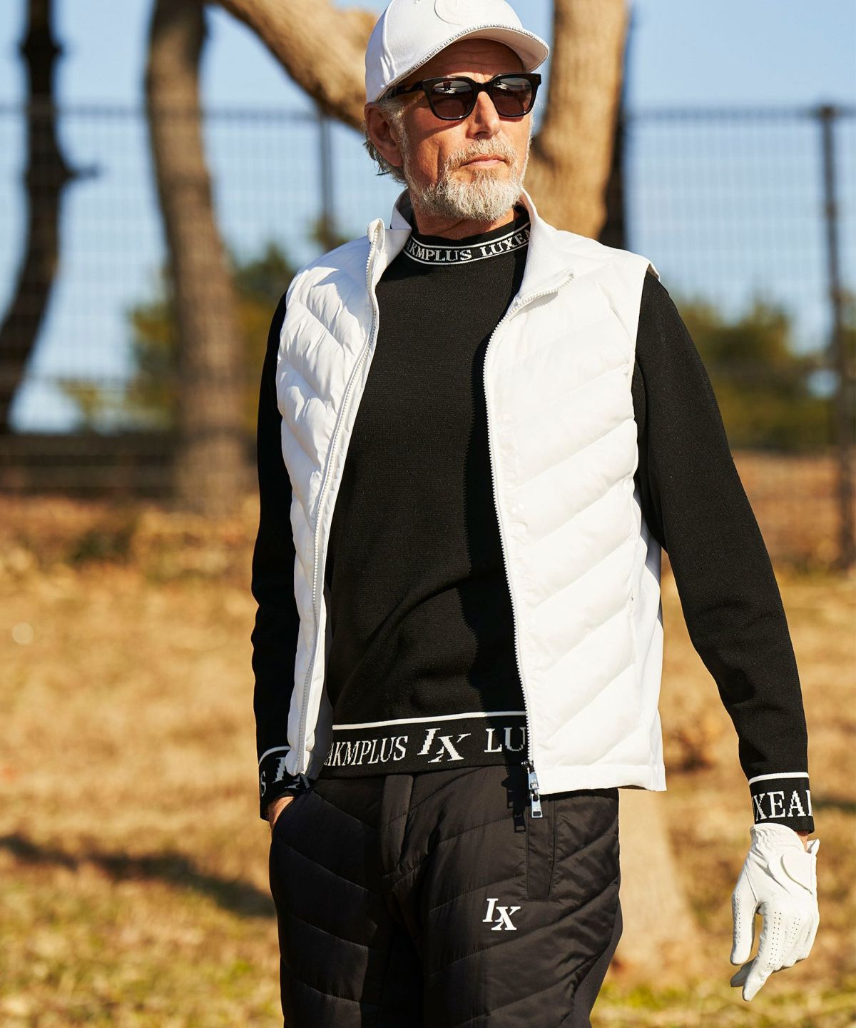 LUXEAKMPLUS(リュクスエイケイエムプラス)ゴルフ ムーブライトパデッド