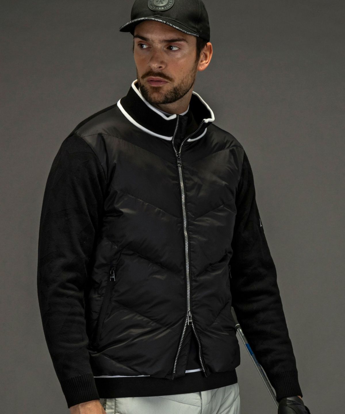 LUXEAKMPLUS(リュクスエイケイエムプラス)ゴルフ スリーブニットパ