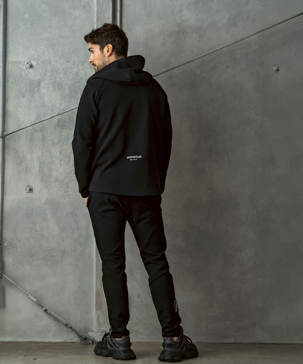 1PIU1UGUALE3 RELAX(ウノピゥウノウグァーレトレ リラックス