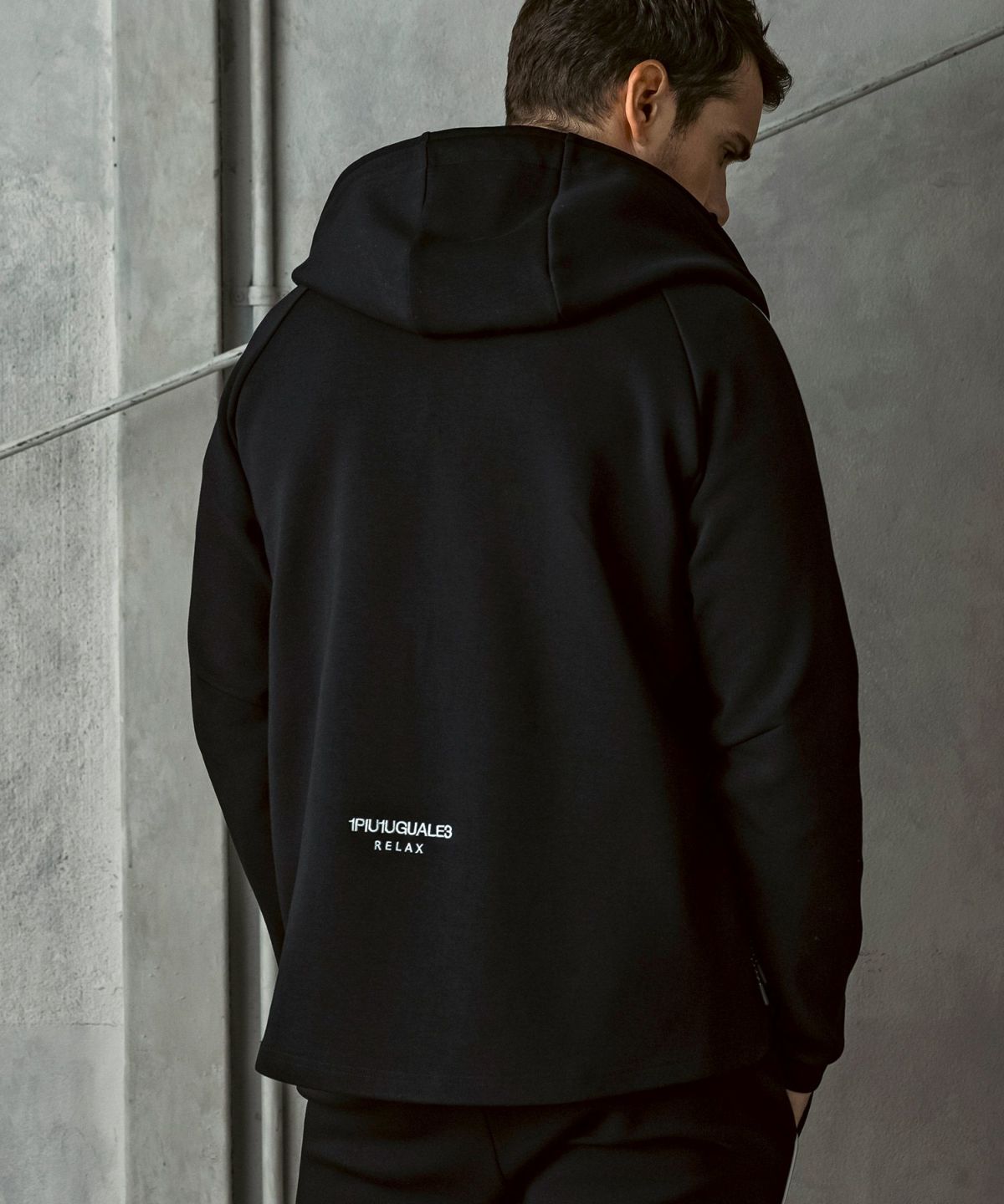 1PIU1UGUALE3 RELAX(ウノピゥウノウグァーレトレ リラックス