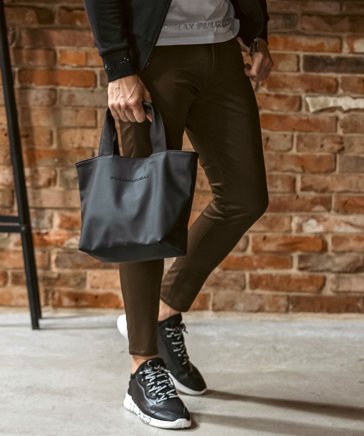 タグ付き　1PIU1UGUALE3 × PELLE MORBIDA トートバッグ タグ付き 1PIU1UGUALE3 × PELLE MORBIDA トートバッグ - メルカリ