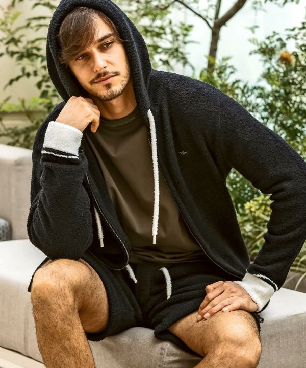 1PIU1UGUALE3 RELAX(ウノピゥウノウグァーレトレ リラックス)バイ