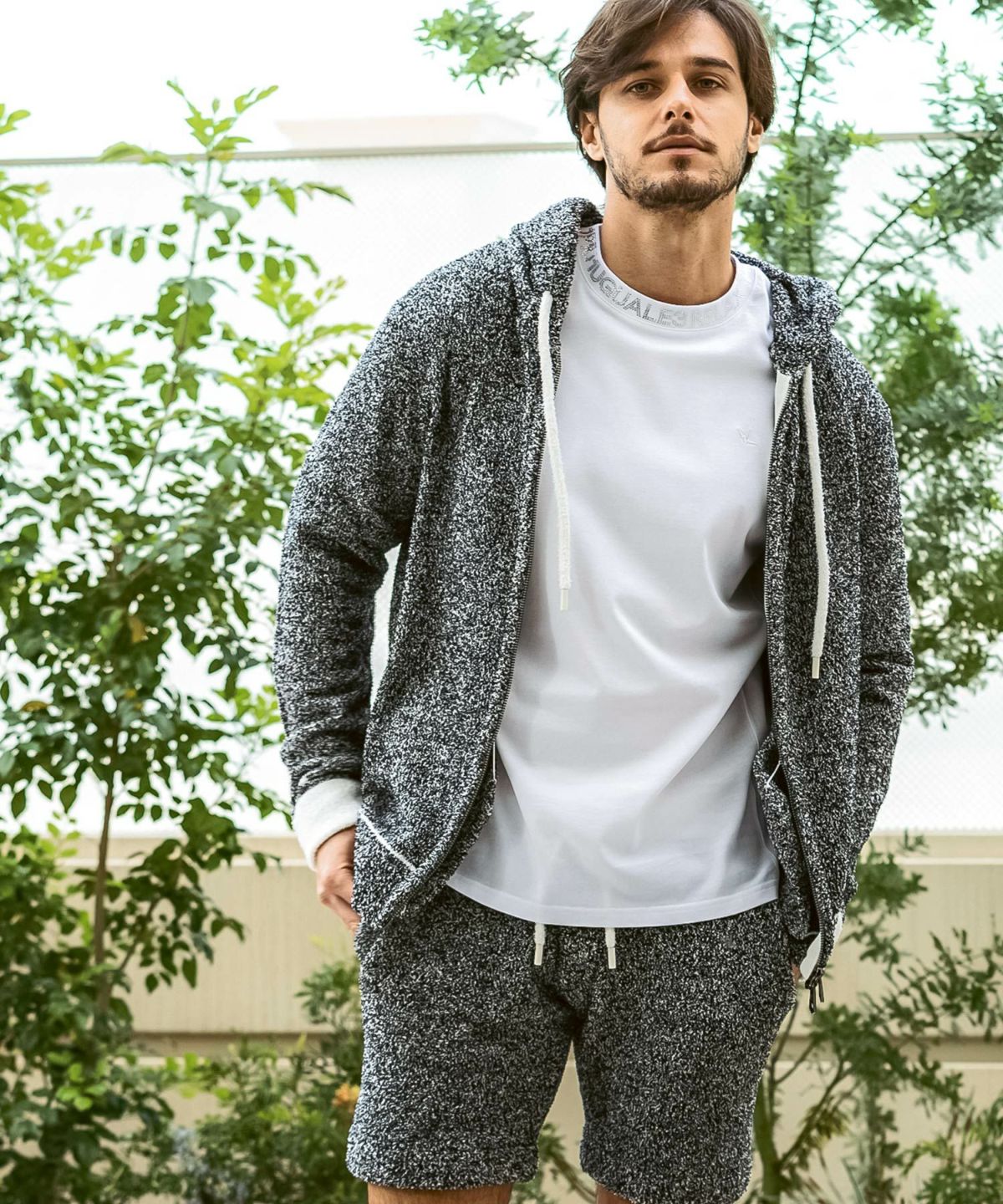 1PIU1UGUALE3 RELAX(ウノピゥウノウグァーレトレ リラックス)バイ