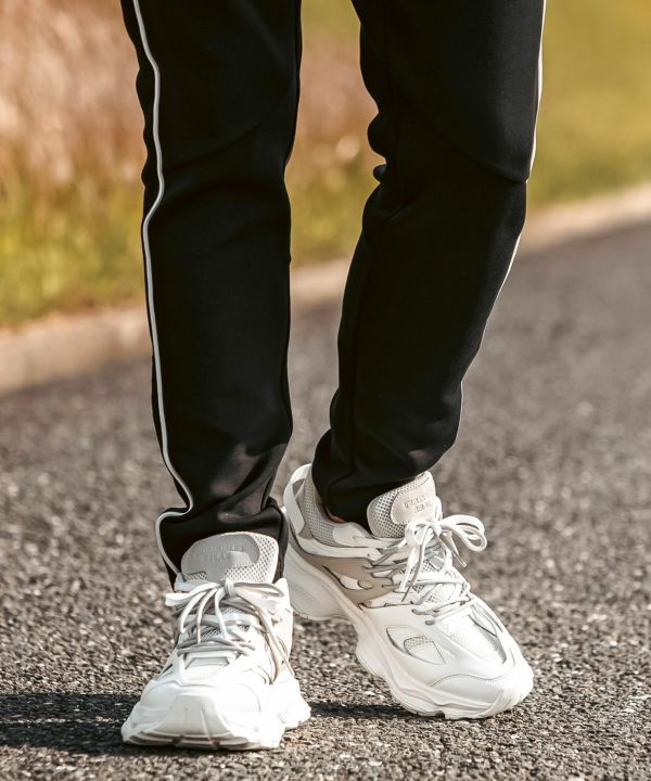 1PIU1UGUALE3 RELAX(ウノピゥウノウグァーレトレ リラックス