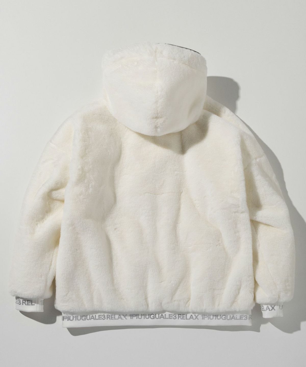 1PIU1UGUALE3 RELAX(ウノピゥウノウグァーレトレ リラックス)ライン