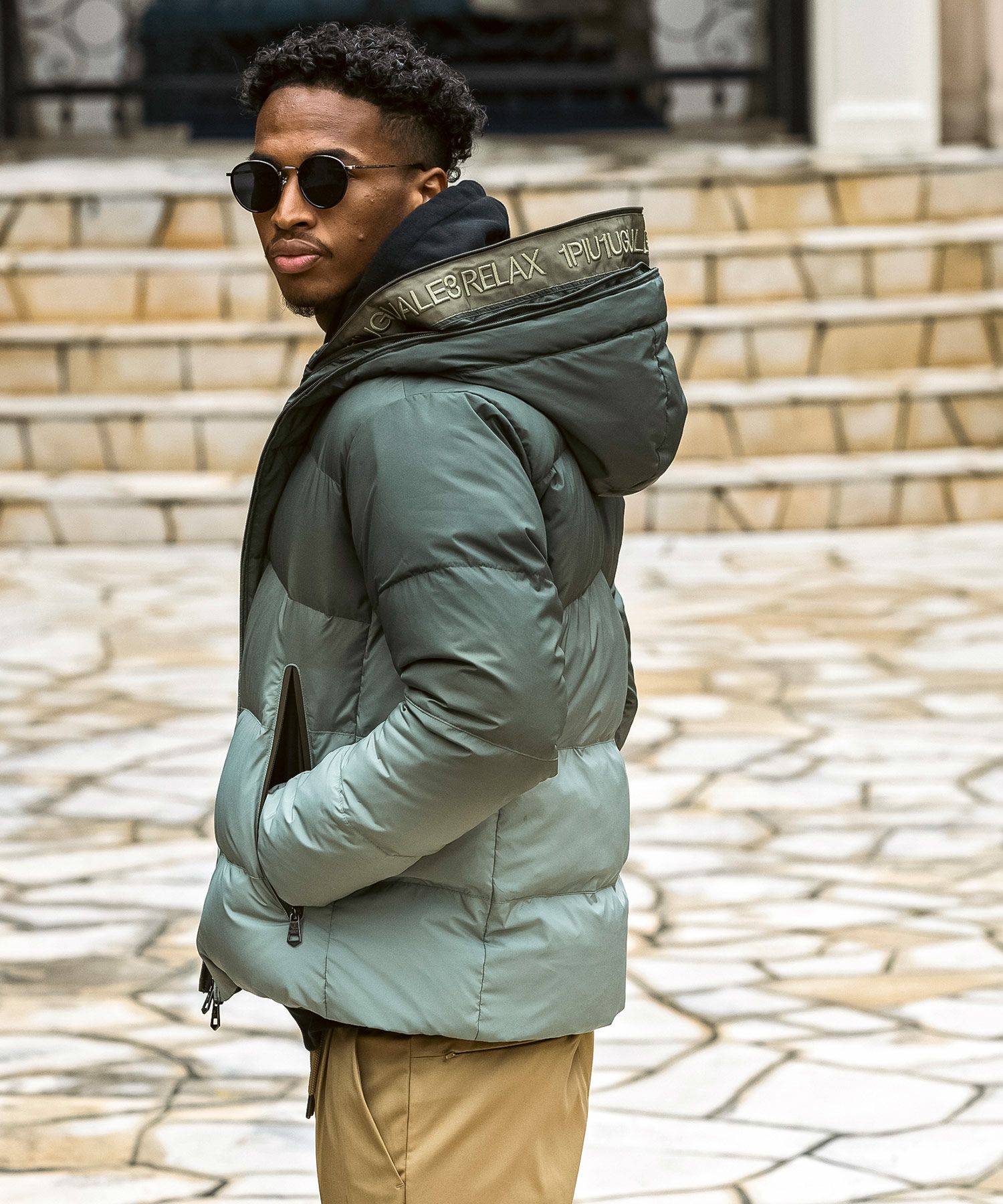 1PIU1UGUALE3 RELAX(ウノピゥウノウグァーレトレ リラックス