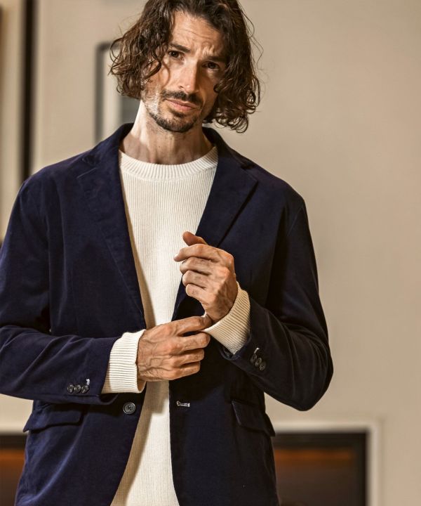 AKM Contemporary(エイケイエムコンテンポラリー)ストレッチ