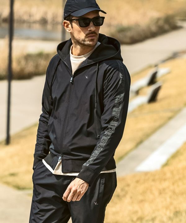 1piu1uguale3 マウンテンパーカー　ブルゾン　ブラック　Ⅵ フルジップ MENS】GTX MOUNTAIN PARKA マウンテンパーカー / WINDSTOPPER(R