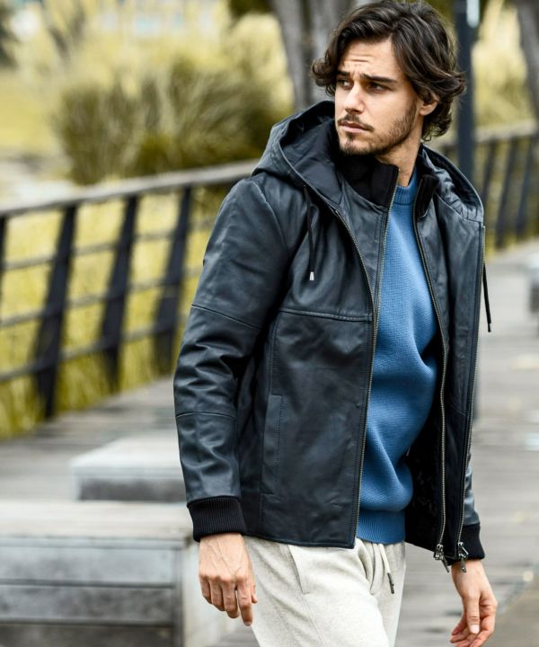 AKMフード付きレザージャケット