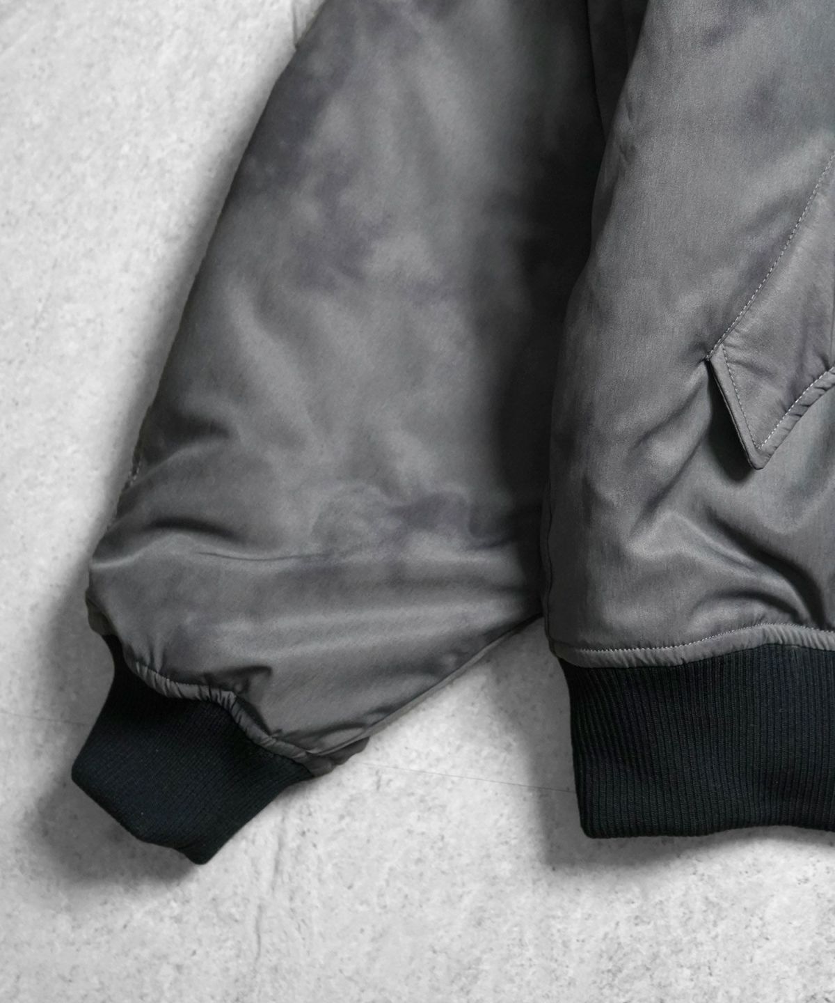 Confirm(コンファーム)ヴィンテージスモークウォッシュ柄