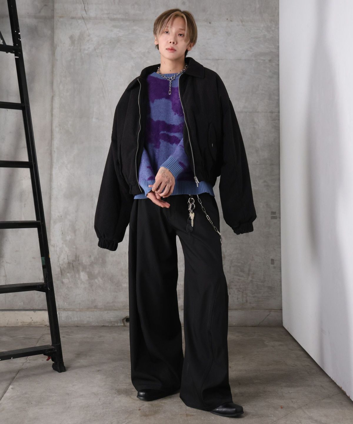 Confirm(コンファーム)アブストラクト柄 モヘアライク クルーニット