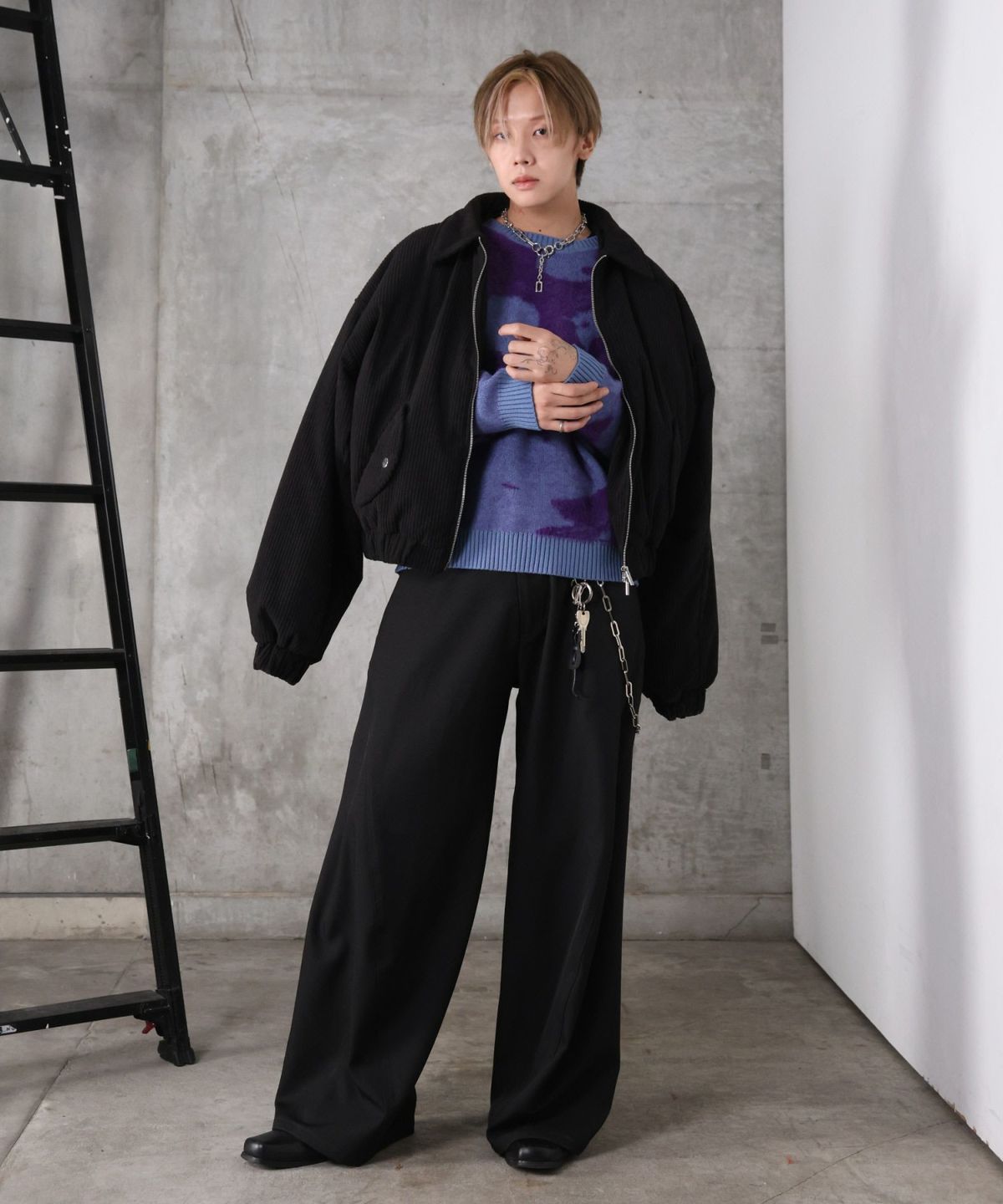 Confirm(コンファーム)アブストラクト柄 モヘアライク クルーニット