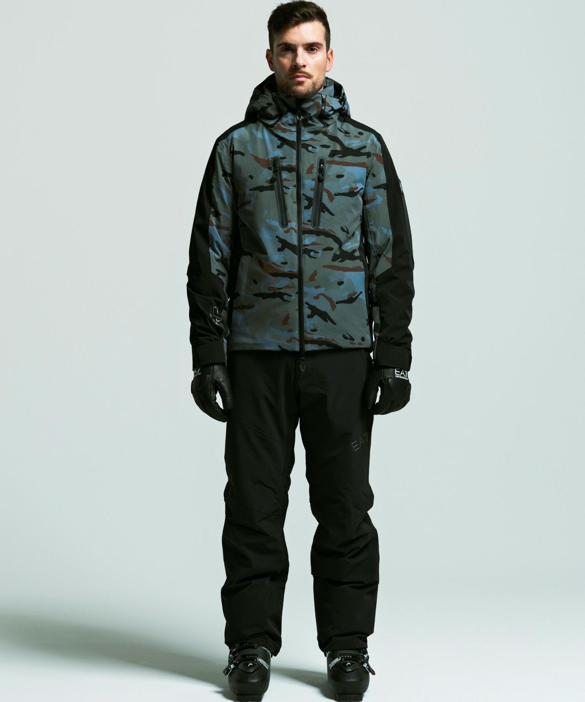 EMPORIO ARMANI EA7(イーエーセブン)テクニカル スキーパンツ CORTINA