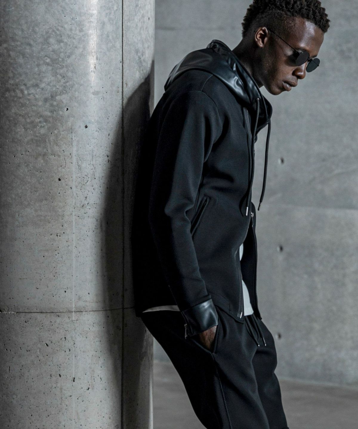 1PIU1UGUALE3 RELAX(ウノピゥウノウグァーレトレ リラックス)バイカー