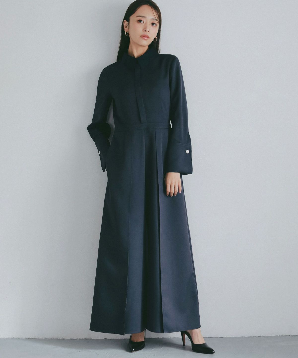 AJUGA. (アジュガ)クラシックカフス 襟付きオールインワン【セレモニー