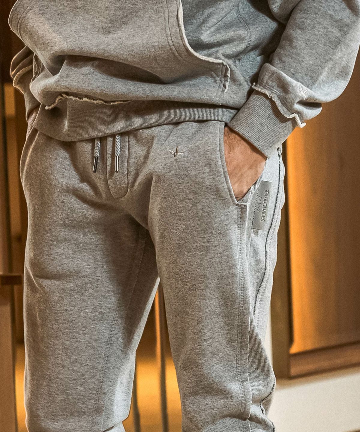 メンズウェア 1PIU1UGUALE3 GOLF WAFFLE TRACK PANTS 1PIU1UGUALE3