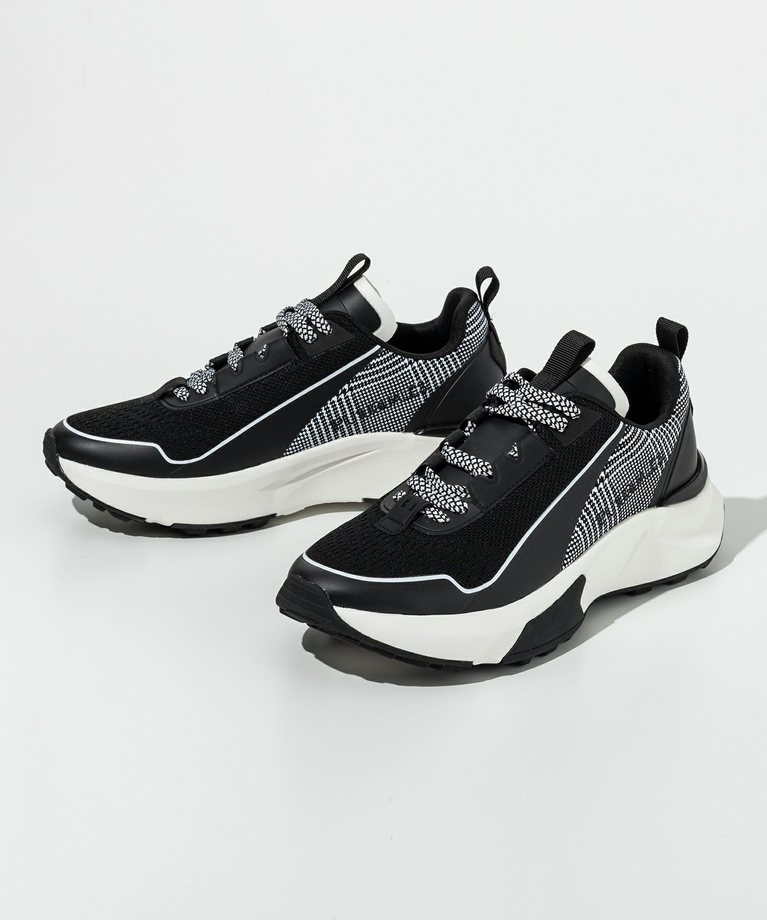 1PIU1UGUALE3 RELAX(ウノピゥウノウグァーレトレ リラックス)グレン