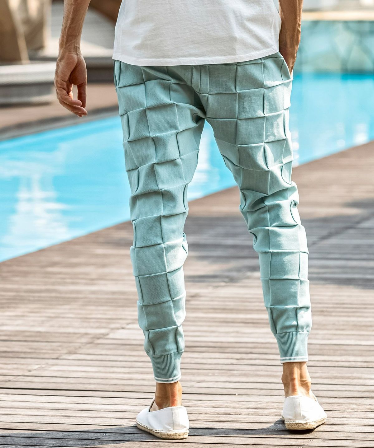 1PIU1UGUALE3 RELAX(ウノピゥウノウグァーレトレ リラックス)ブロック