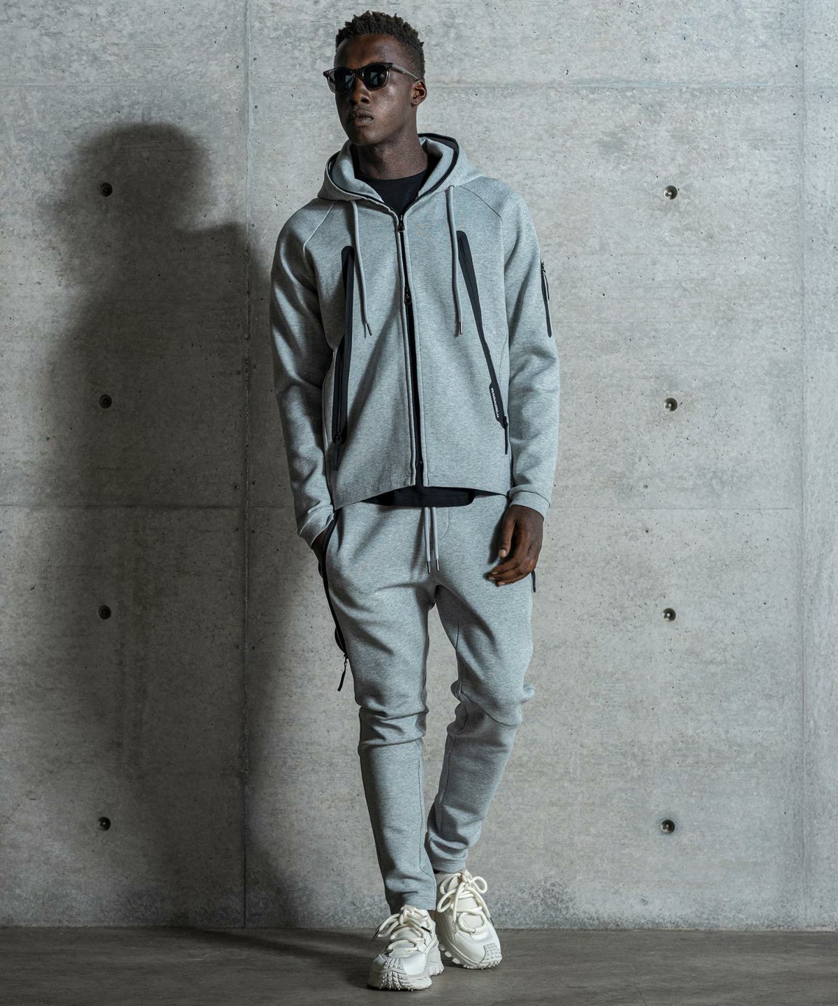 1PIU1UGUALE3 RELAX(ウノピゥウノウグァーレトレ リラックス