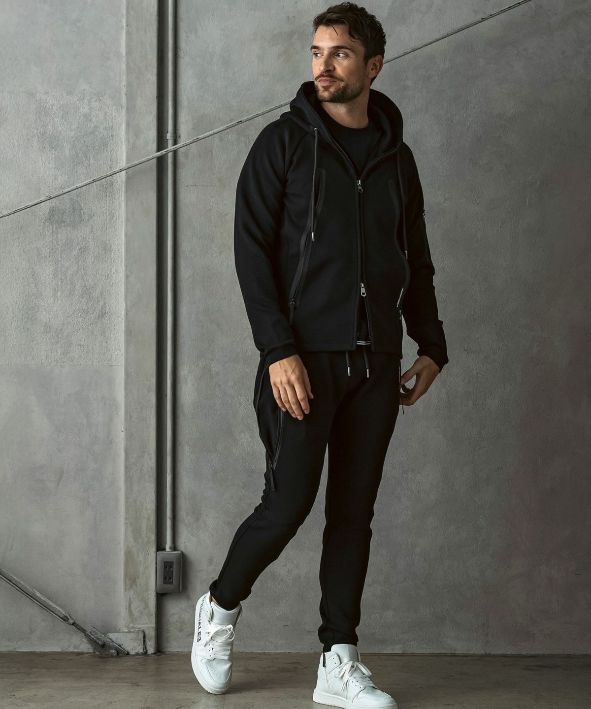 1PIU1UGUALE3 RELAX(ウノピゥウノウグァーレトレ リラックス